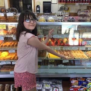 Meet your Posher, Aimee